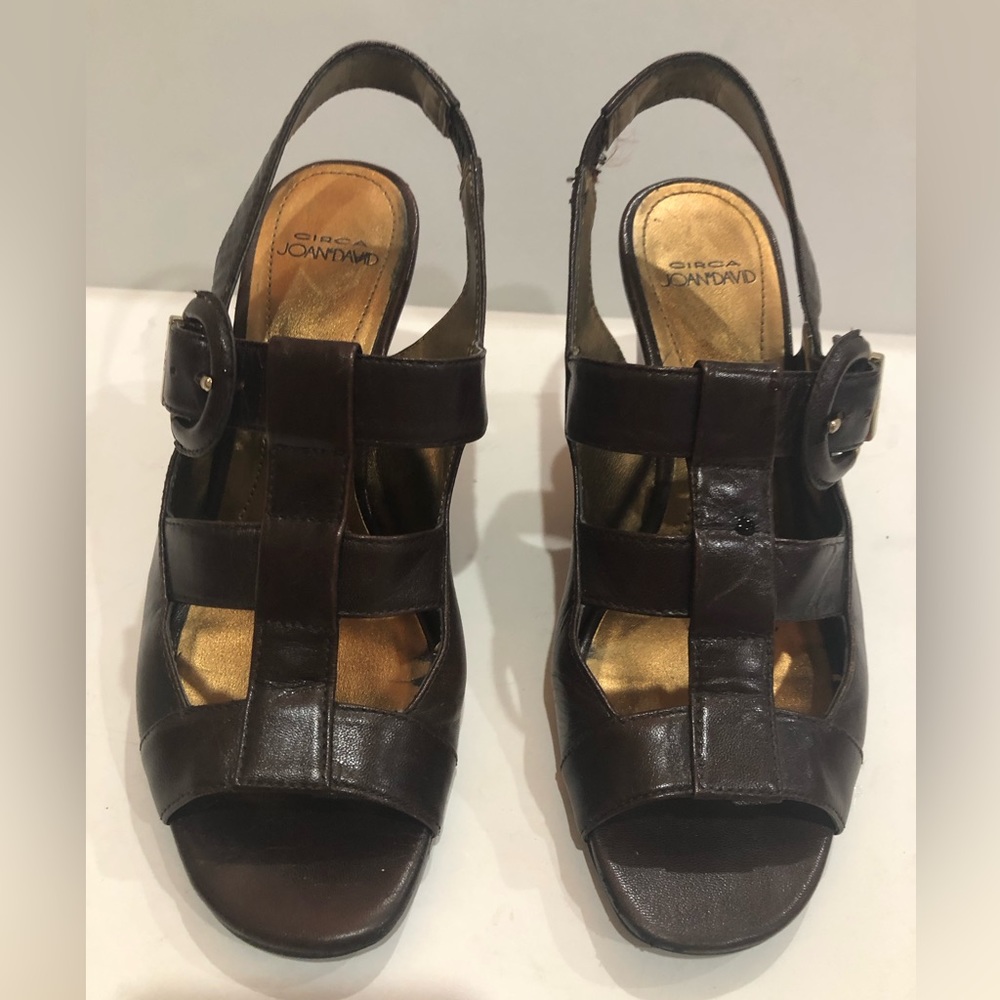 Circa Joan & David Wedges
